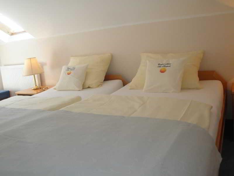 Komfort Hotel Am Kurpark Бад Хомбург фор дер Хьое Екстериор снимка