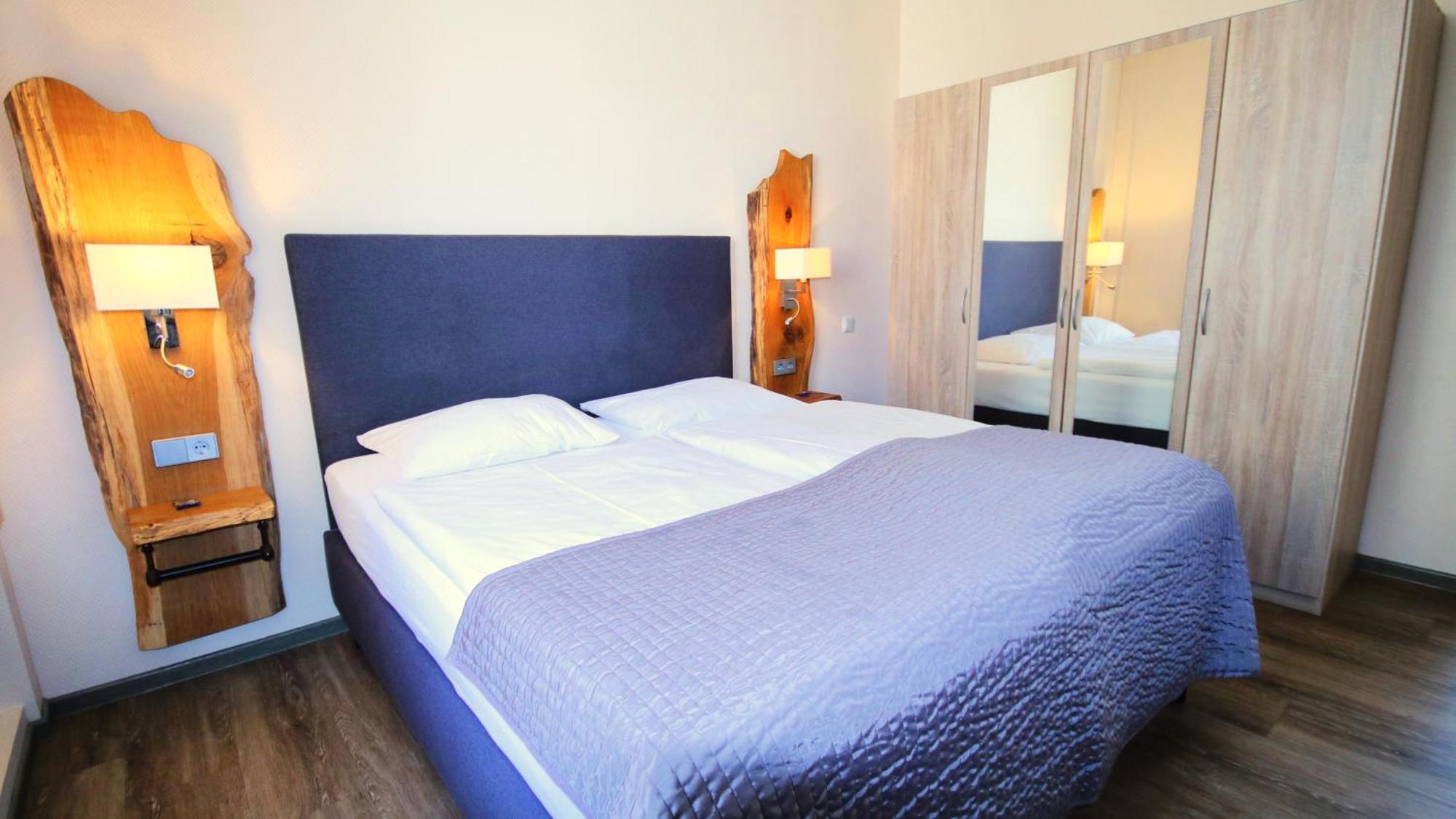 Komfort Hotel Am Kurpark Бад Хомбург фор дер Хьое Екстериор снимка