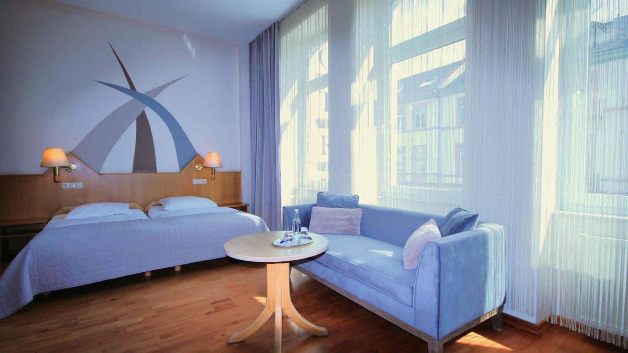 Komfort Hotel Am Kurpark Бад Хомбург фор дер Хьое Екстериор снимка